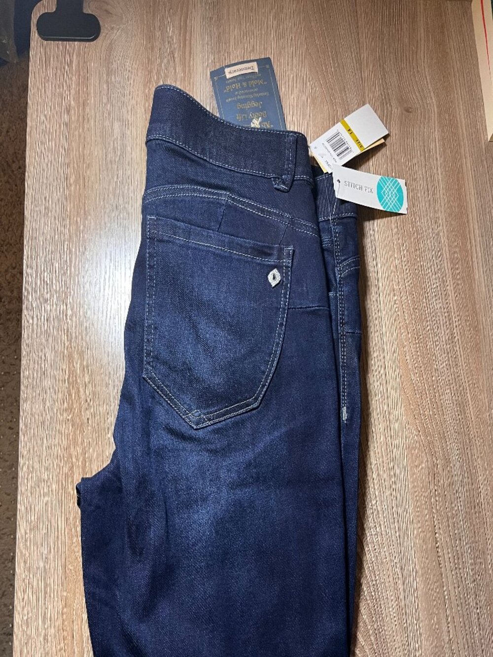 NWT Democracy "Ab"solution Booty Lift Jeggings - Dark Wash - Size 14